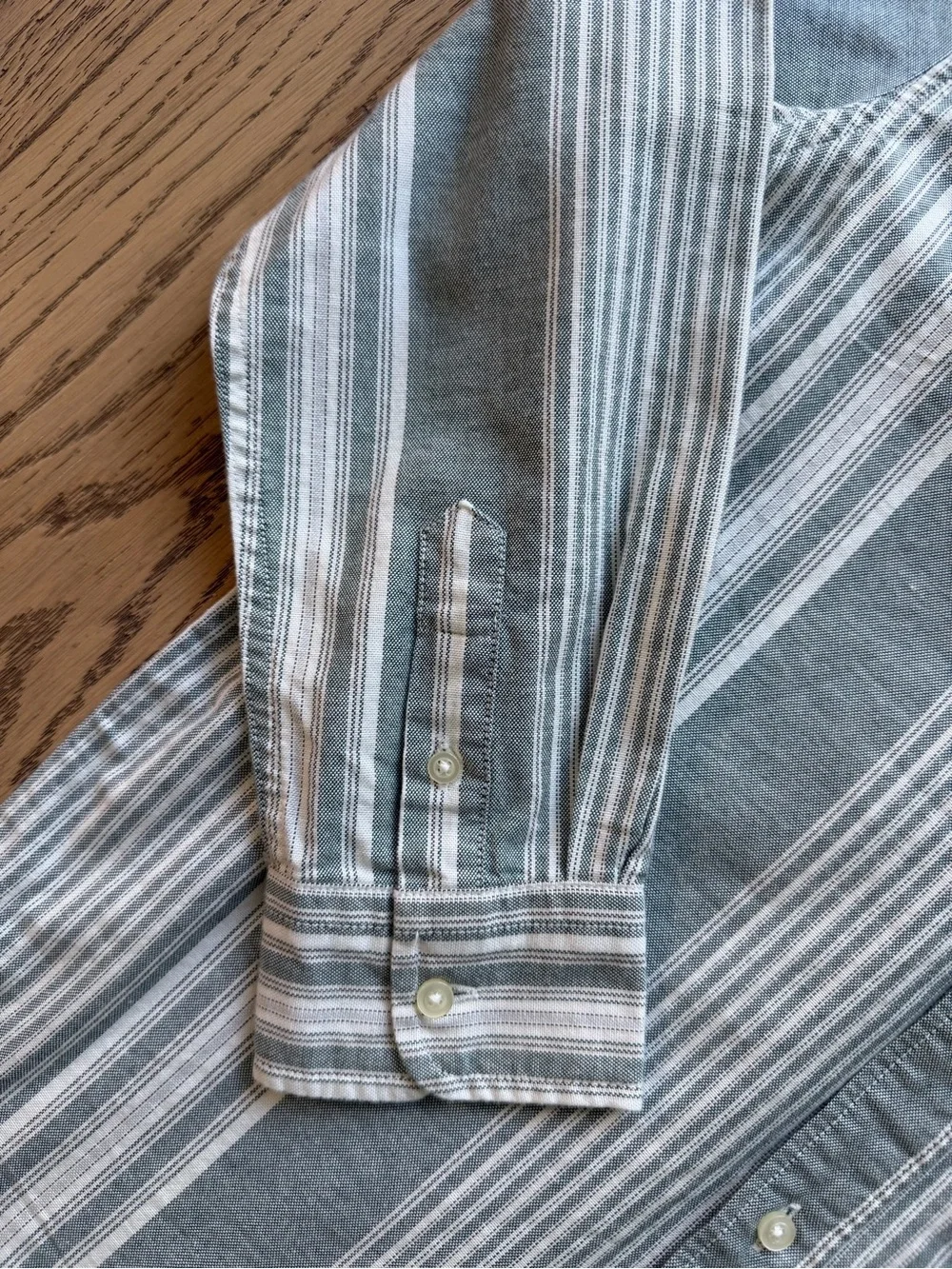 GAP Boys NEVER WORN Button-Down Long-Sleeve Oxford Shirt Sz 12 Husky